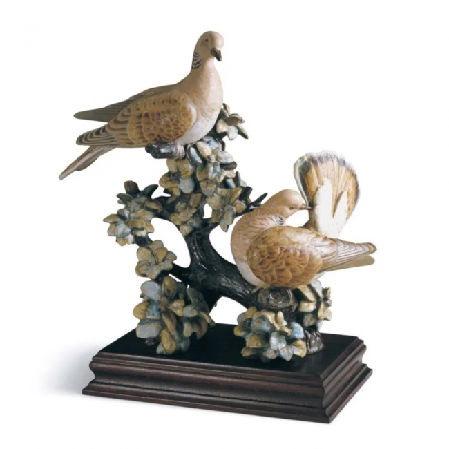 Горлицы на ветке